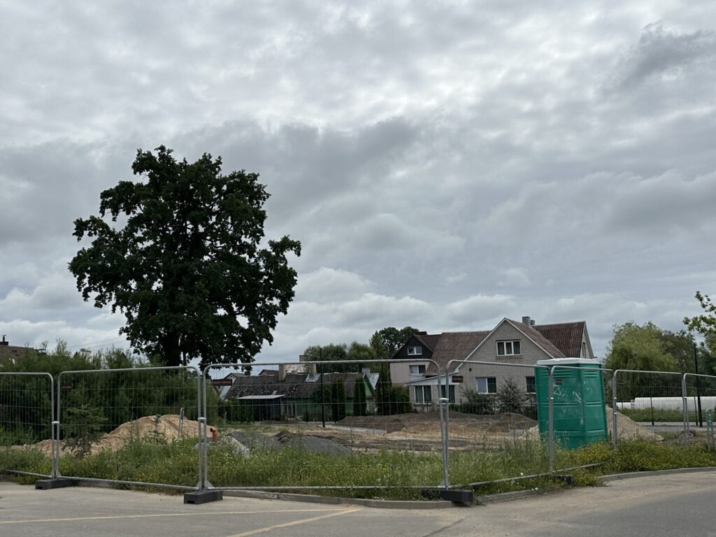 Juodasis kel. 34 skveras (Juodasis kel. 38) - Laukums - būvdarbu attēli