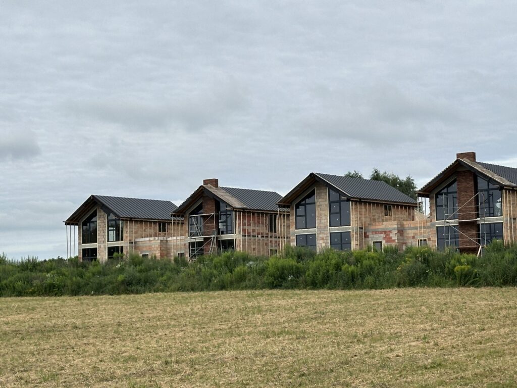 Pušų panorama 2 etapas (Stasio Šilingo g. 85, 85A, 85B, 87, 87A, 87B) - Rindu mājas - būvdarbu attēli