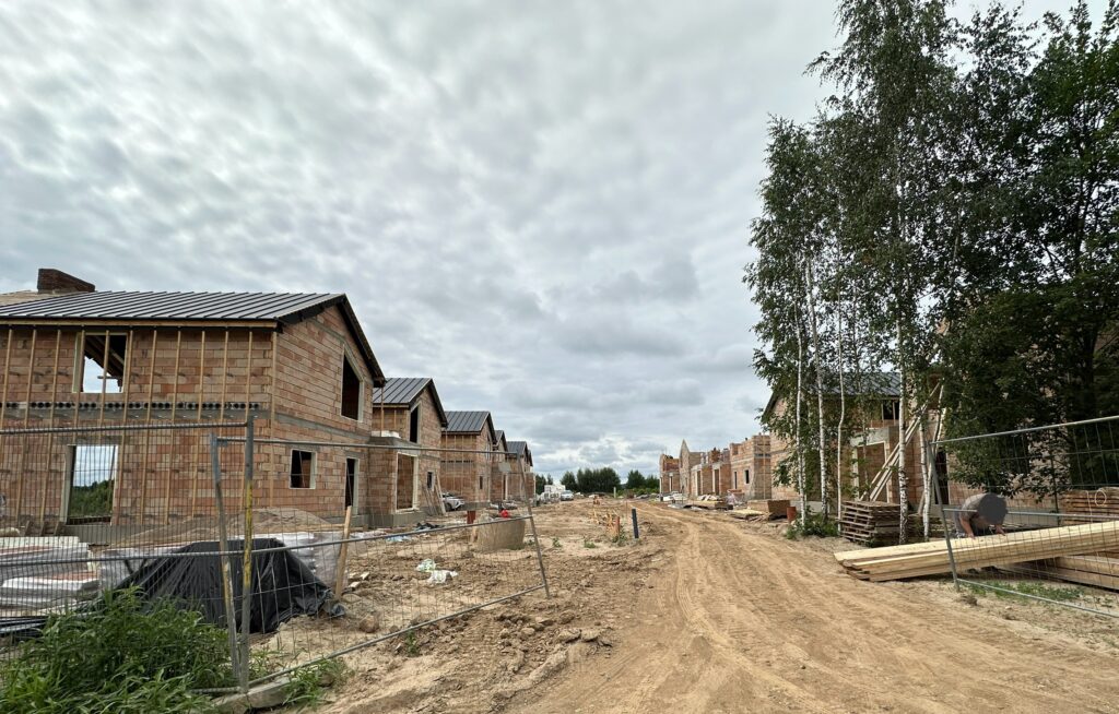 Pušų panorama 2 etapas (Stasio Šilingo g. 85, 85A, 85B, 87, 87A, 87B) - Rindu mājas - būvdarbu attēli