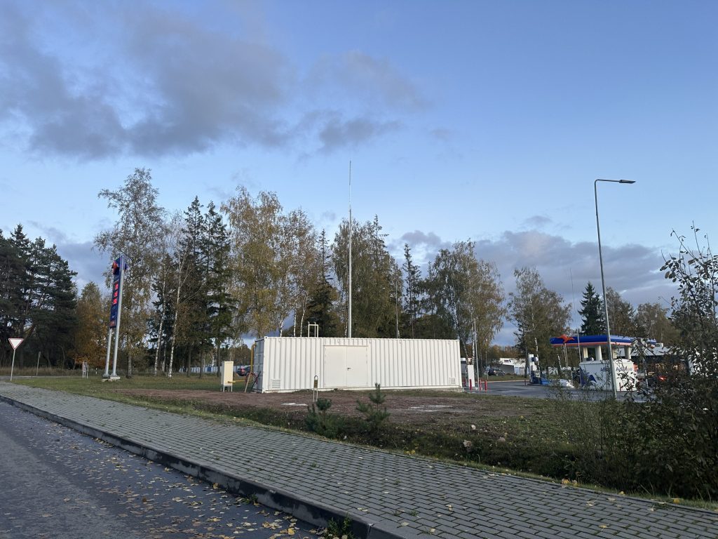 B. Brazdžionio g. 2 (B. Brazdžionio g. 2) - Petrol station - construction photos