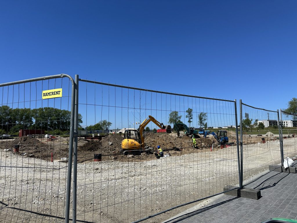 Liepų parkas 3 pastatas (Liepų g. 80) - Shopping center - construction photos