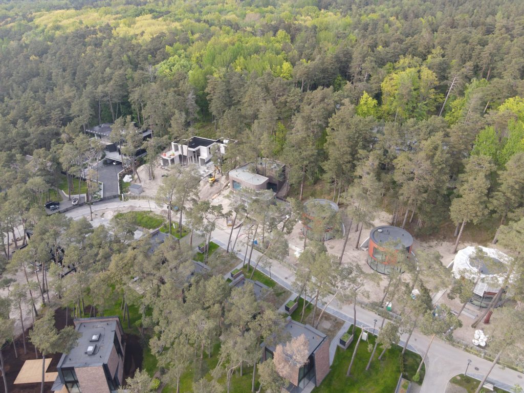 Kopų žuvėdra 2 etapas - apartamentai (Litorinos g. 2 - 40, 3 - 35, Girulių pl. 15, 15A, 15B, 17, 17A, 17B, 19, 19A, 21, 21A, 23, 23A, 25, 25A, 25B ) - Private house community, Row housing - construction photos