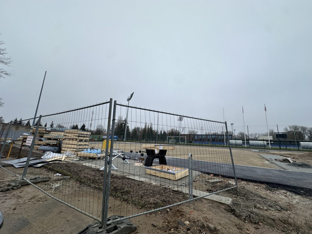 Sporto aikštynas Komunos g. 14 (Paryžiaus Komunos g. 14) - Sports field or court - construction photos