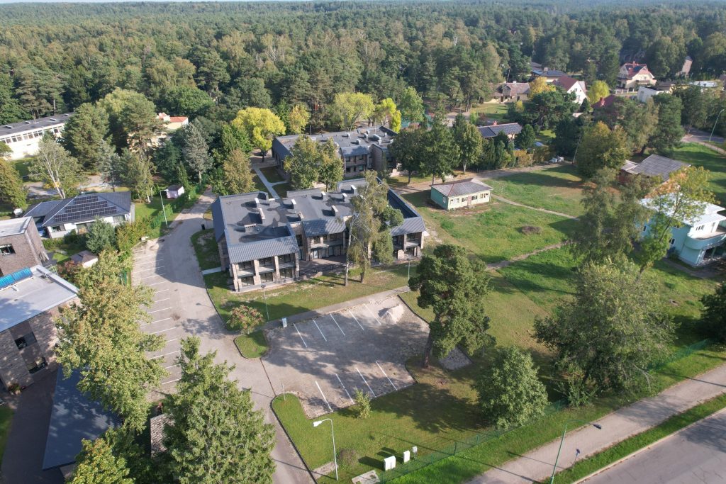 Girulių vilos 1 etapas (Turistų g. 20, 22) - Korterelamu - ehituse fotod