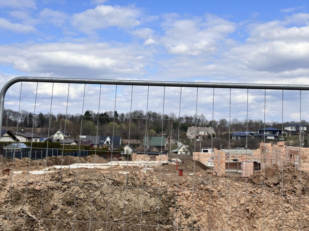 Pavilnio svajos 2 etapas (Žemoji g. 108, 110) - Row housing - construction photos