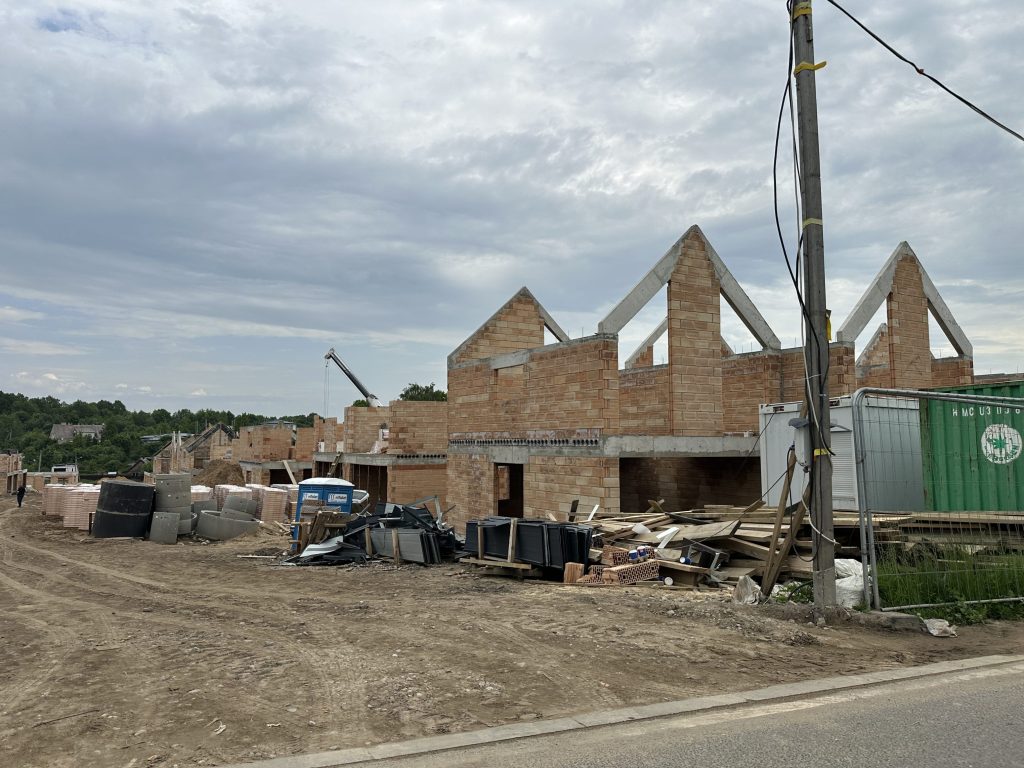 Pavilnio svajos 2 etapas (Žemoji g. 108, 110) - Row housing - construction photos