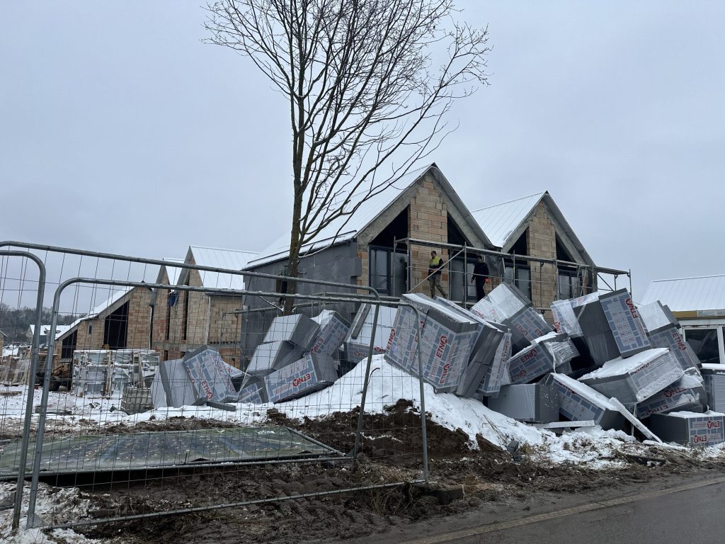 Pavilnio svajos 2 etapas (Žemoji g. 108, 110) - Row housing - construction photos