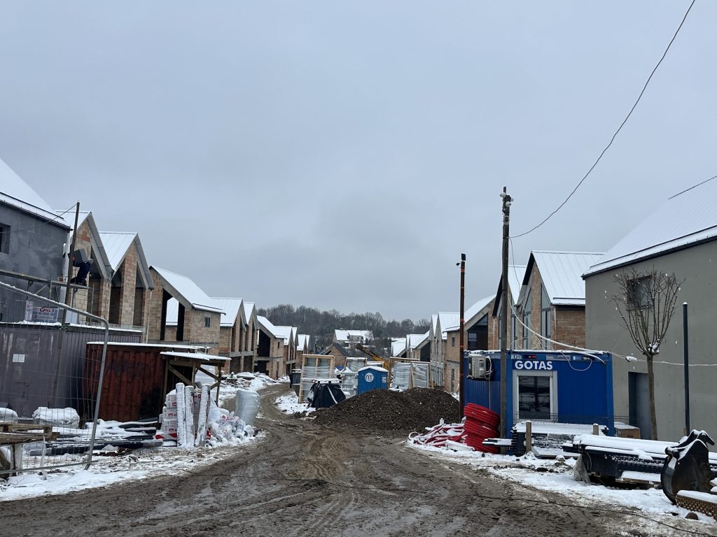 Pavilnio svajos 2 etapas (Žemoji g. 108, 110) - Row housing - construction photos