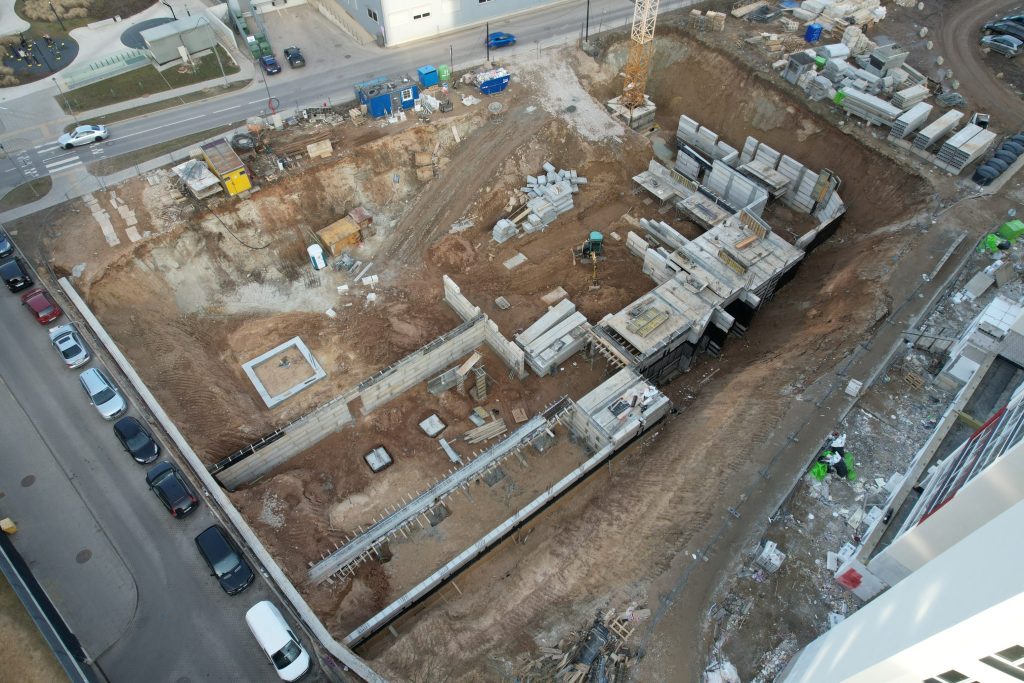 Leičių kiemas 8 etapas (Eitminų g. 6) - Multi apartment - construction photos