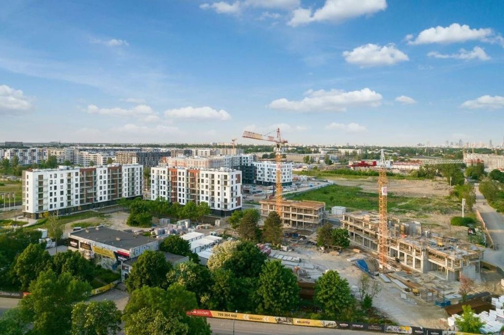 Ursus Centralny etap V (ul. Giserska 21, ul. Edwarda Habicha 5A, 5B) - Korterelamu - visuaalne