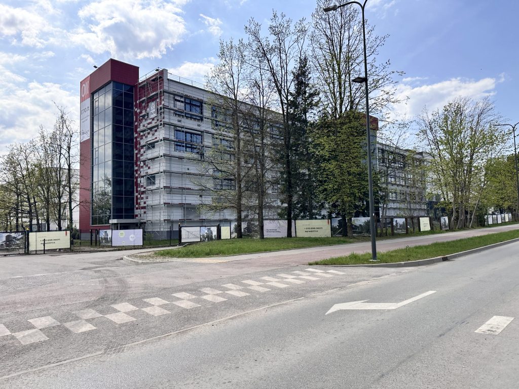 E70 (Europos pr. 70) - Daudzdzīvokļu nams, Nepārtikas veikals, Citi sporta veidi - būvdarbu attēli