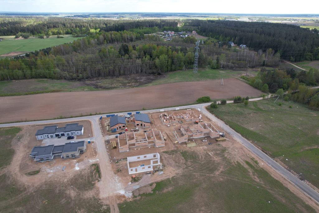 Bičiulių parkas (Ryto g. 1, 3, 5, 7, 9, 11, 13, 15, 17, 19 -  89, Ryto g. 2, 4, 6 - 28, Saulėtekio g. 1, 3, 5 - 13, Pabalių g. 14, 16, 18, 20 - 44.) - Eramajade rajoon - ehituse fotod