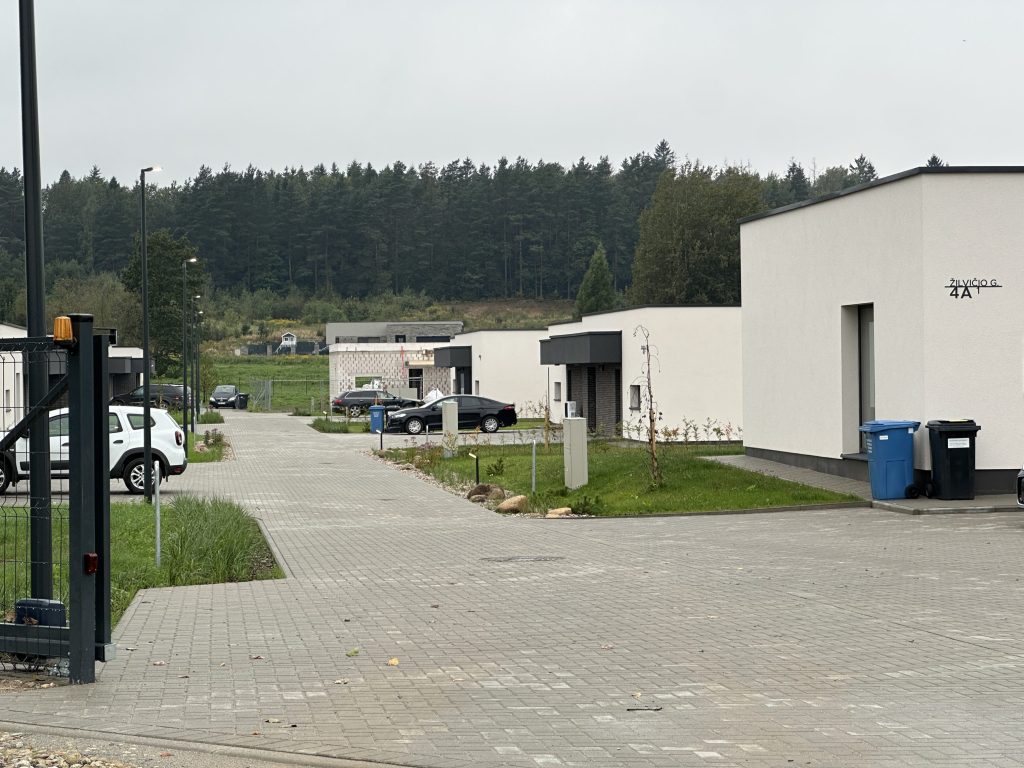 Vyčio slėnis (Žilvičio g. 4, 4A, 4B, 6, 6A, 10, 12, Nemėžis) - Private house community - construction photos