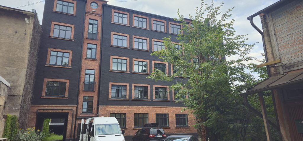 Laboratorijas iela 3 (Laboratorijas iela 3) - Daugiabutis - statybų nuotraukos