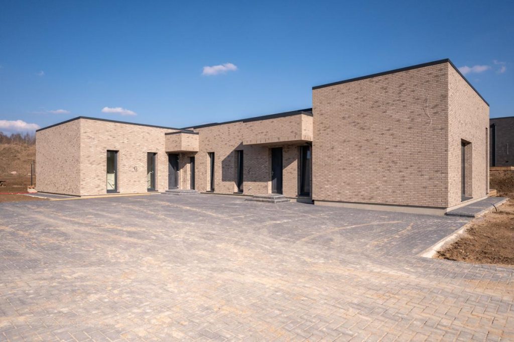 Bičių slėnis (Bitininkų g., Didžiasalio k.) - Eramajade rajoon - ehituse fotod