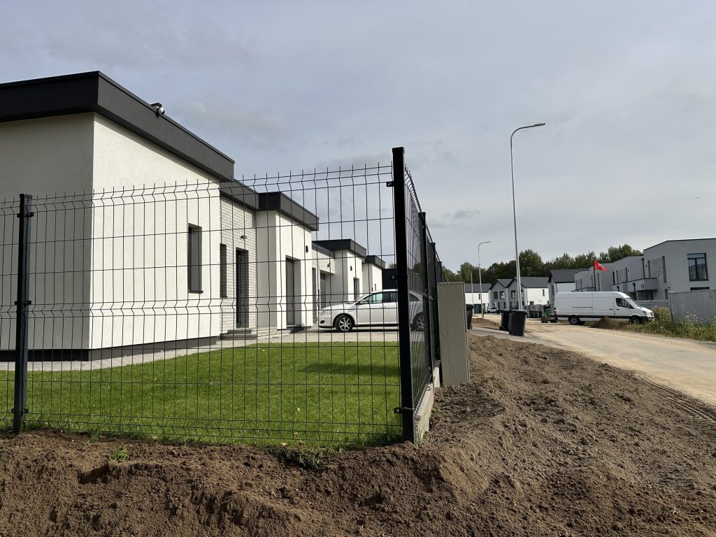 Miško apsupty (Ariogalos g. 1, 2, 3, 4, 5, 6, 7, 8, 9, 10, 11, 12, 13, 14, 15, 16, 17, 18, 19, 20, 22, 24, Žiežmarių g. 45, 47, 49, 51) - Private house community - construction photos