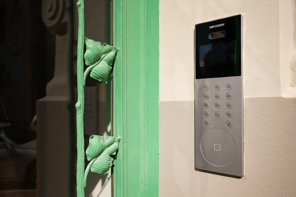 Šefela nams (Baznīcas iela 5) - Daugiabutis - statybų nuotraukos