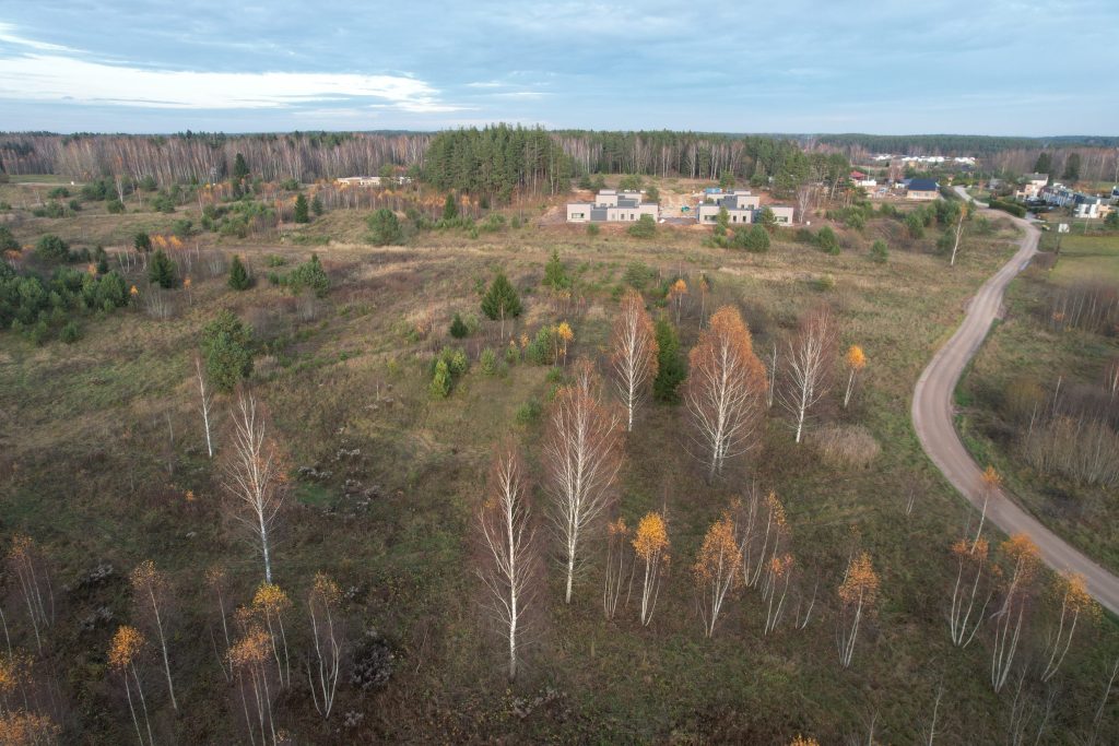 Asiūklės parkas (Asiūklės g. 27, 29, 31, 33, 35, 37, Pakalnės g. 1, 2, 3, 4, 5, 6, 7 - 37, Briknių g. 1, 2, 3, 4, 5, 6, 7 - 62) - Eramajade rajoon - ehituse fotod