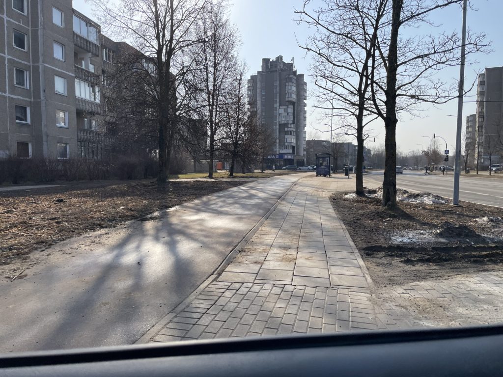 Dviračių takas Gelvonų g. tarp Fabijoniškių g. ir Paberžės g. (Gelvonų g.) - Velosipēdu ceļš - būvdarbu attēli