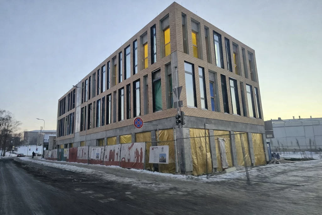 Lāčplēša Plaza - 1. kārta - Lāčplēša iela 76 (Lāčplēša iela 76) - Verslo centras - statybų nuotraukos