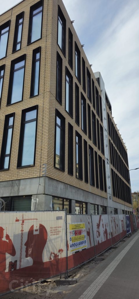 Lāčplēša Plaza - 1. kārta - Lāčplēša iela 76 (Lāčplēša iela 76) - Verslo centras - statybų nuotraukos