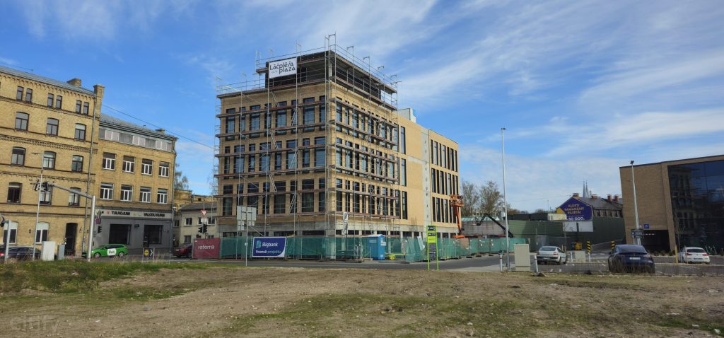 Lāčplēša Plaza - 1. kārta - Lāčplēša iela 76 (Lāčplēša iela 76) - Verslo centras - statybų nuotraukos