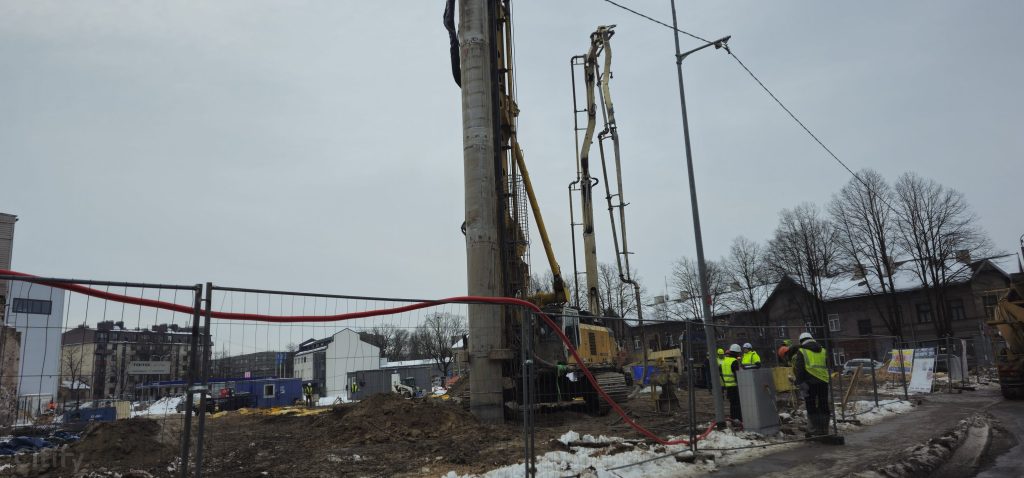 KURŠI internetveikala preču izsniegšanas punkts (Ropažu iela 95) - Noliktava / Izplatīšanas centrs - būvdarbu attēli