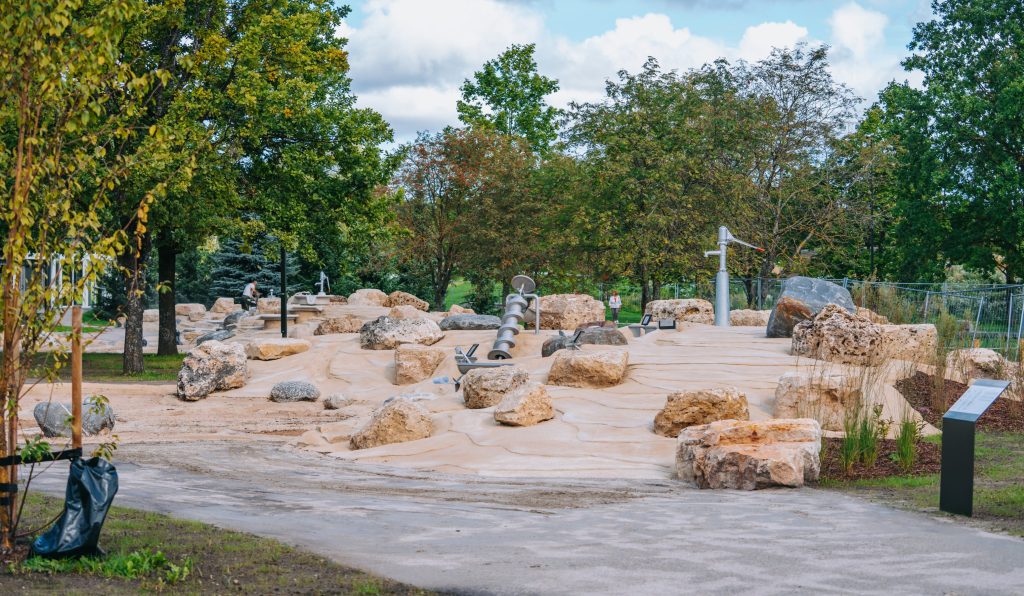 Latvijas Uzvaras parks - 2. kārtā (Uzvaras parks) - Piedzīvojumu parks, Ēdināšanas pakalpojumi, Parks, Sporta laukums vai korti - būvdarbu attēli