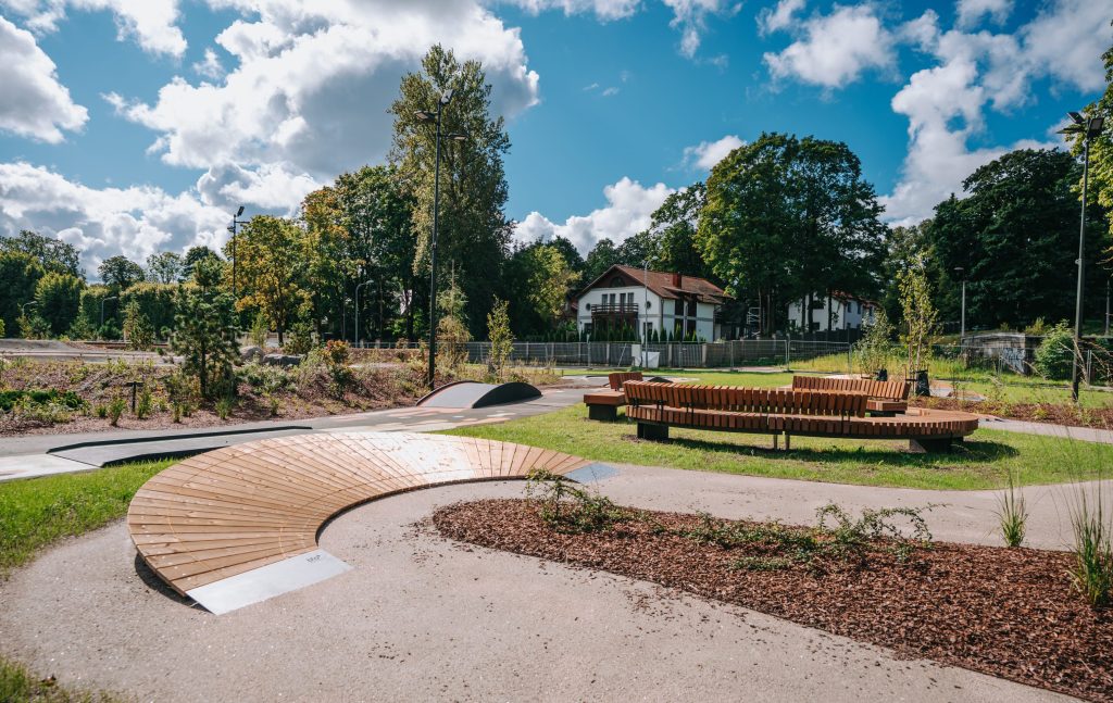Latvijas Uzvaras parks - 2. kārtā (Uzvaras parks) - Piedzīvojumu parks, Ēdināšanas pakalpojumi, Parks, Sporta laukums vai korti - būvdarbu attēli