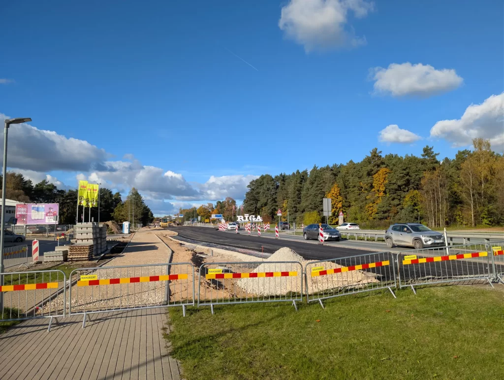 Gājēju un Velosipēdistu Tuneļa Izbūve zem Bauskas Šosejas pie Krustkalniem (A7 (7,30–7,78 km)) - Velosipēdu ceļš, Gājēju ceļš - būvdarbu attēli