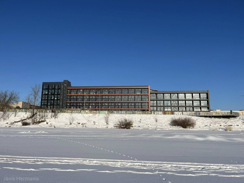 Latgales iela 322H (Latgales iela 322H) - Korterelamu - ehituse fotod