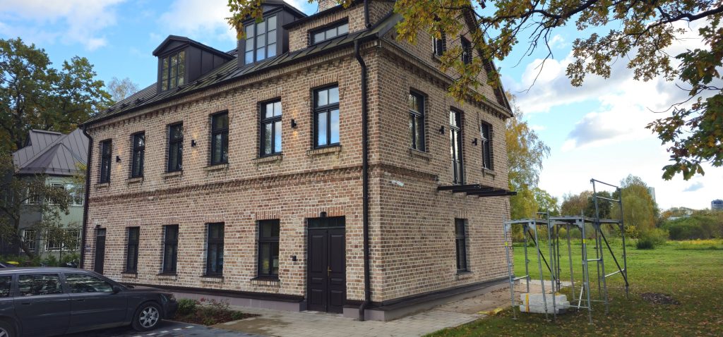 Roņsalas iela 1 (Roņsalas iela 1) - Daugiabutis - statybų nuotraukos