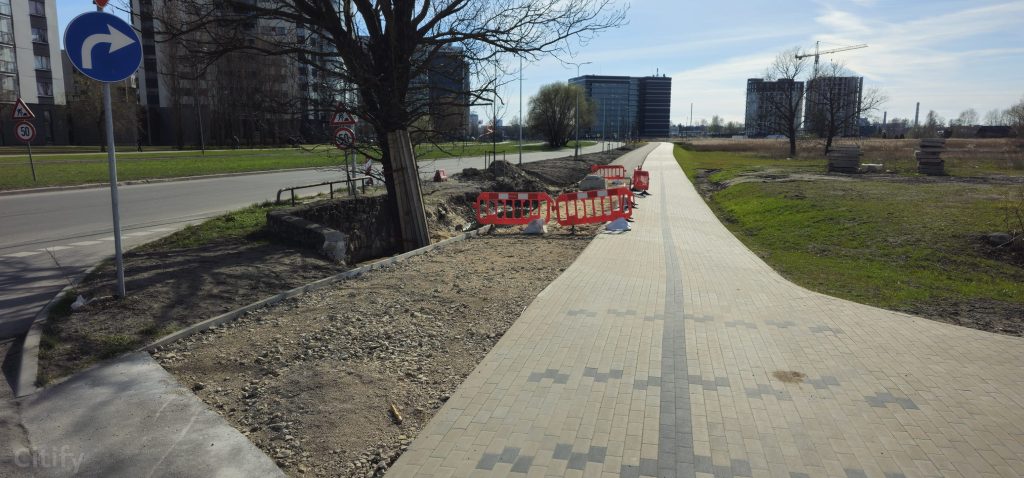 Krustojumu pārbūve Skanstes ielā - 3. kārtā - Gājēju un velosipēdu ceļa izbūve Skanstes ielā, posmā no Sporta ielas līdz Zirņu ielai, (Skanstes ielā) - Bike path - construction photos