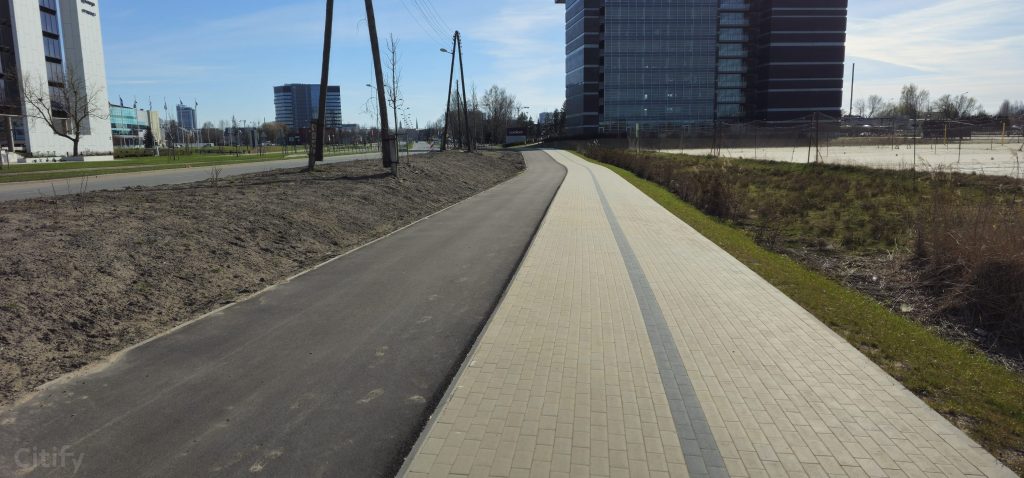 Krustojumu pārbūve Skanstes ielā - 3. kārtā - Gājēju un velosipēdu ceļa izbūve Skanstes ielā, posmā no Sporta ielas līdz Zirņu ielai, (Skanstes ielā) - Bike path - construction photos