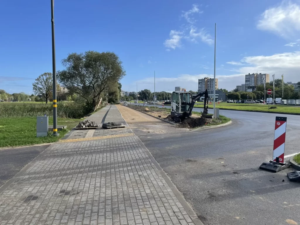 Krustojumu pārbūve Skanstes ielā - 3. kārtā - Gājēju un velosipēdu ceļa izbūve Skanstes ielā, posmā no Sporta ielas līdz Zirņu ielai, (Skanstes ielā) - Bike path - construction photos