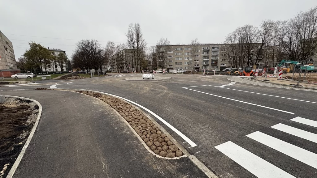 Maxima XX - Stirnu iela 25 ( Stirnu iela 25) - Kaubanduskeskus - ehituse fotod