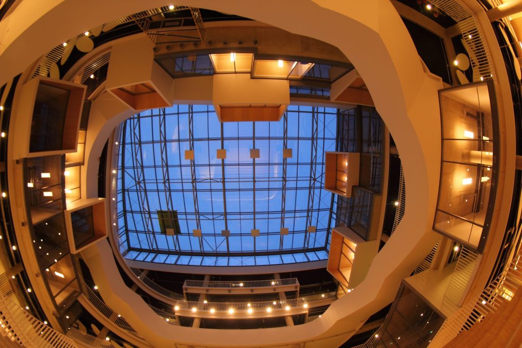 Latvijas Universitātes Akadēmiskais centrs - 2.kārta - Zinātņu māja (Jelgavas iela 3) - Kõrgkool - visuaalne