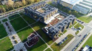 Skanstes parks (Grostonas iela 12, Jāņa Dikmaņa iela 4, Vesetas iela 15) - Korterelamu
