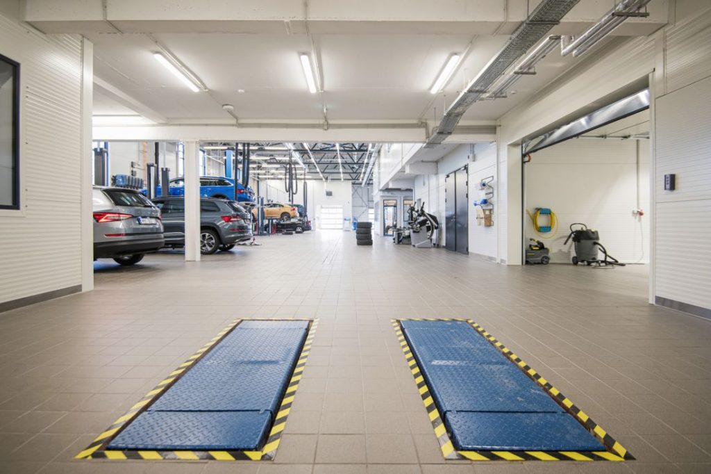 ŠKODA auto salons (Biķernieku iela 125) - Other commercial, Showroom / Service center - visualization