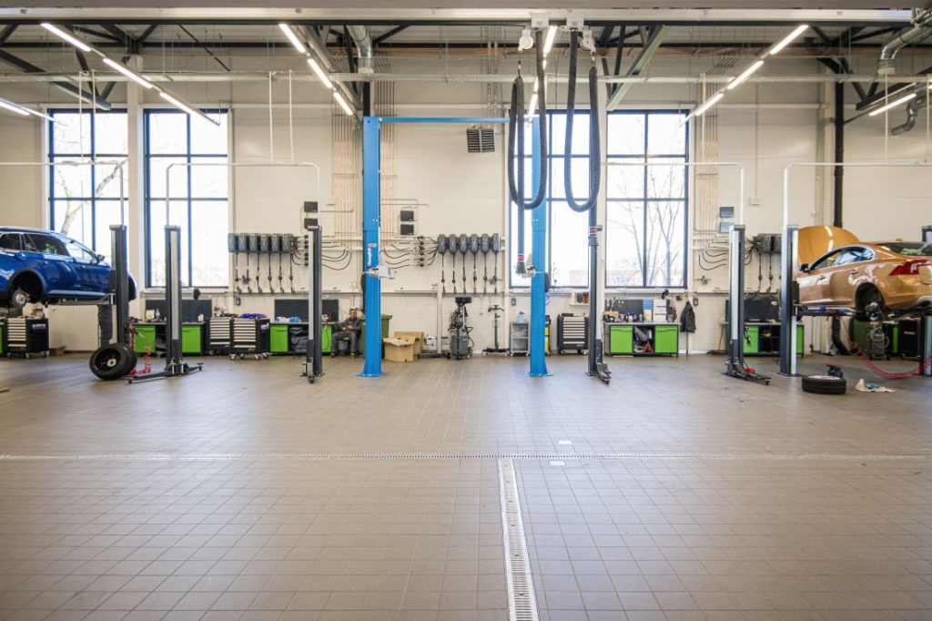 ŠKODA auto salons (Biķernieku iela 125) - Other commercial, Showroom / Service center - visualization