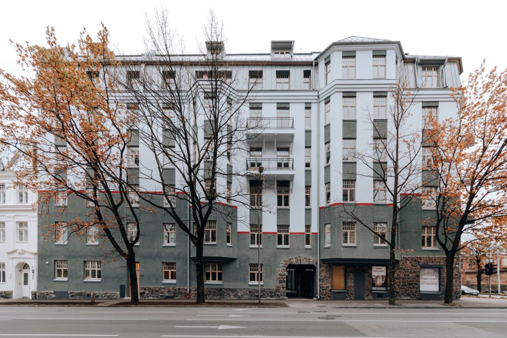 Krišjāņa Valdemāra iela 61 (Krišjāņa Valdemāra iela 61) - Daugiabutis, Kita komercija - statybų nuotraukos