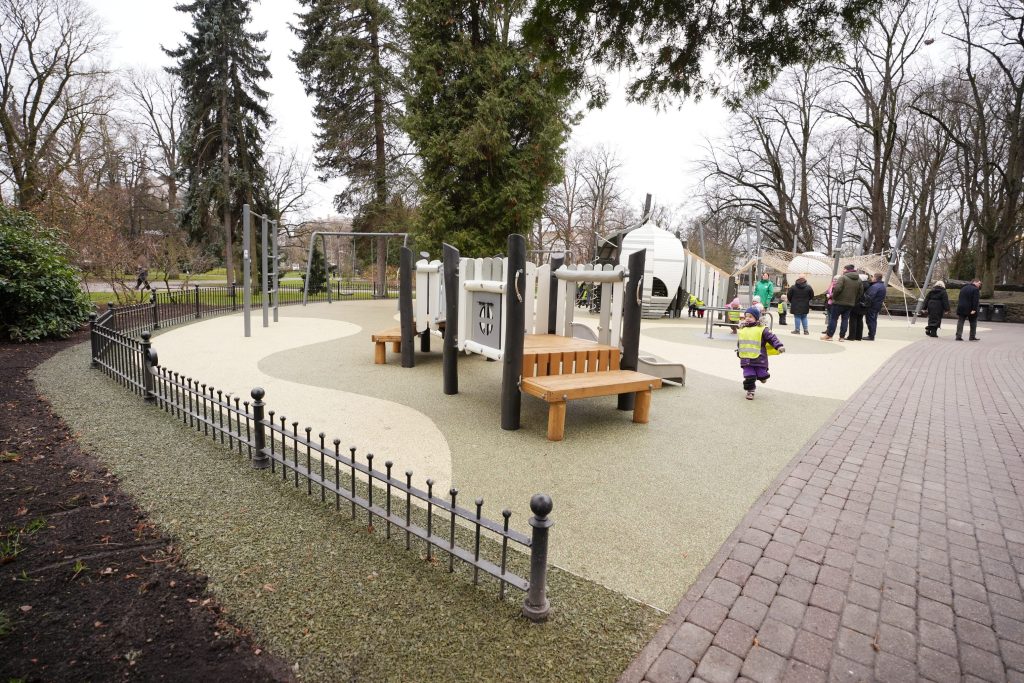 Vērmanes dārzā bērnu rotaļu laukumu atjaunošana (Tērbatas iela 2D) - Park - ehituse fotod