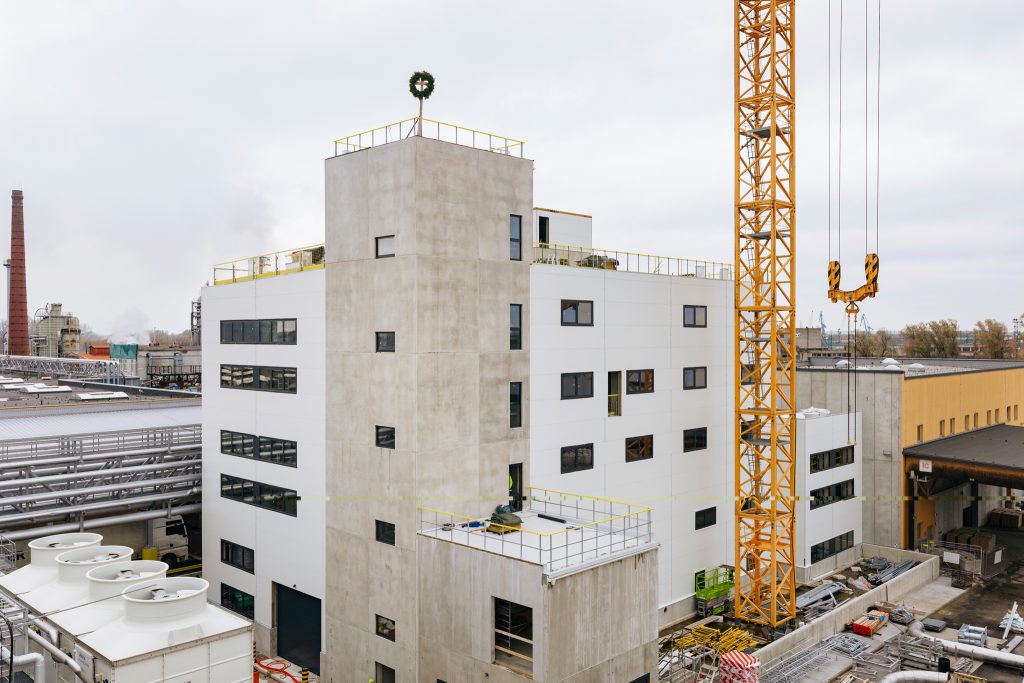 “Latvijas Finieris” sveķu rūpnīca (Finiera iela 6) - Heavy manufacturing - construction photos