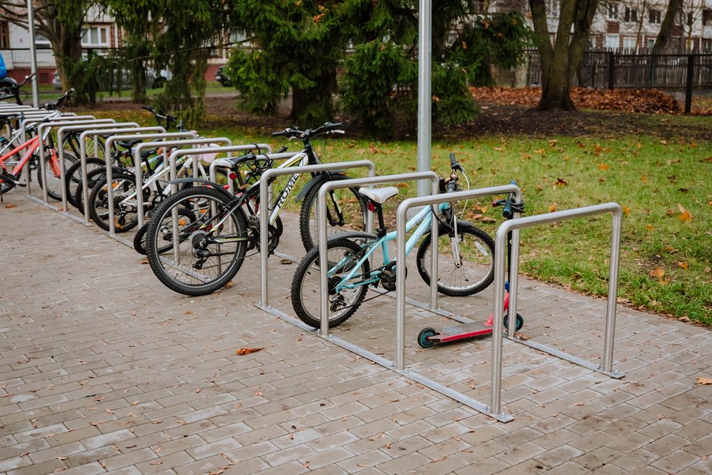 Sesku iela 72B Sporta laukumu un teritorijas labiekārtojums (Sesku iela 72B) - Citi sporta veidi, Sporta laukums vai korti - būvdarbu attēli