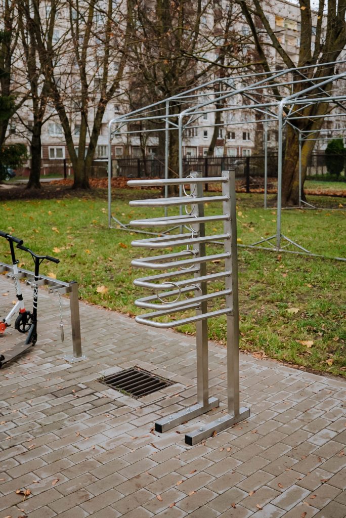 Sesku iela 72B Sporta laukumu un teritorijas labiekārtojums (Sesku iela 72B) - Citi sporta veidi, Sporta laukums vai korti - būvdarbu attēli