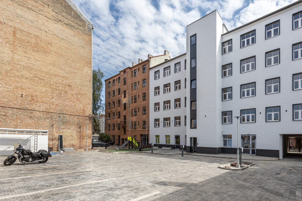 Bertrand kvartāls - Fasādes māja (Aleksandra Čaka 123) - Daugiabutis, Kita komercija - vizualizacija