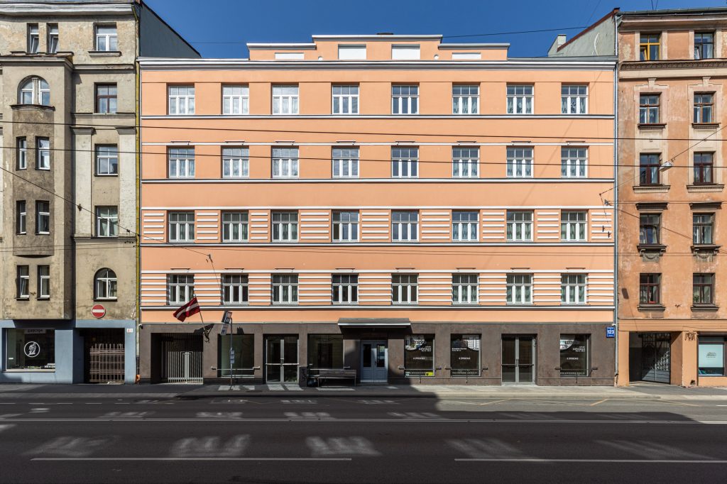 Bertrand kvartāls - Fasādes māja (Aleksandra Čaka 123) - Daugiabutis, Kita komercija - vizualizacija