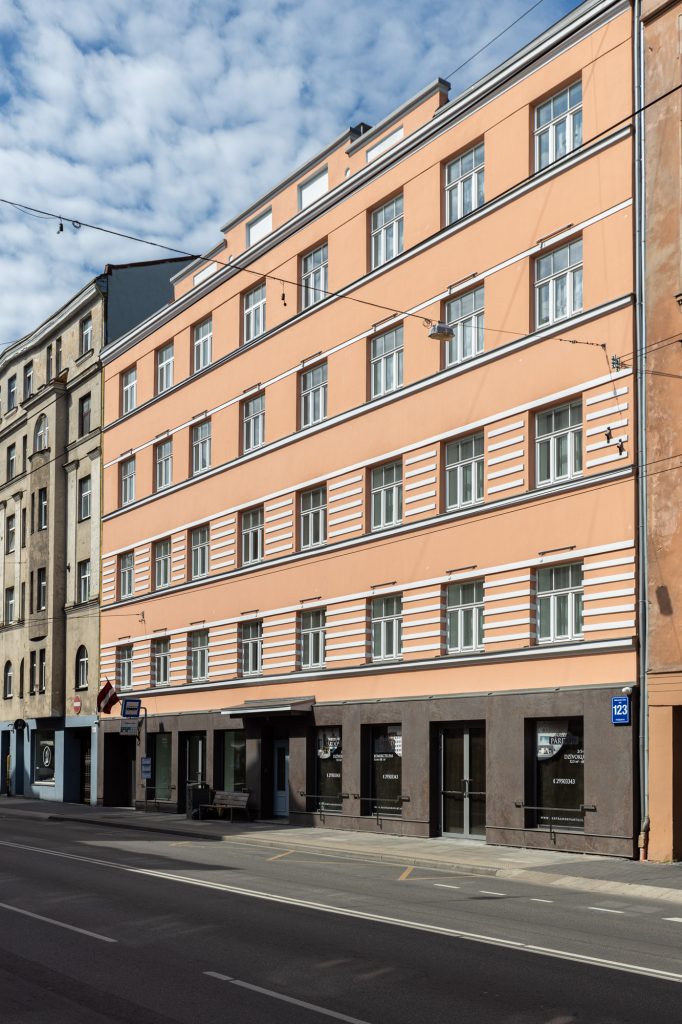 Bertrand kvartāls - Fasādes māja (Aleksandra Čaka 123) - Daugiabutis, Kita komercija - vizualizacija