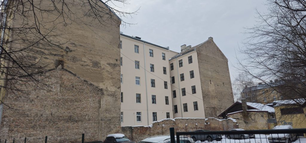 Zvaigžņu 21 (Zvaigžņu iela 21) - Korterelamu - ehituse fotod