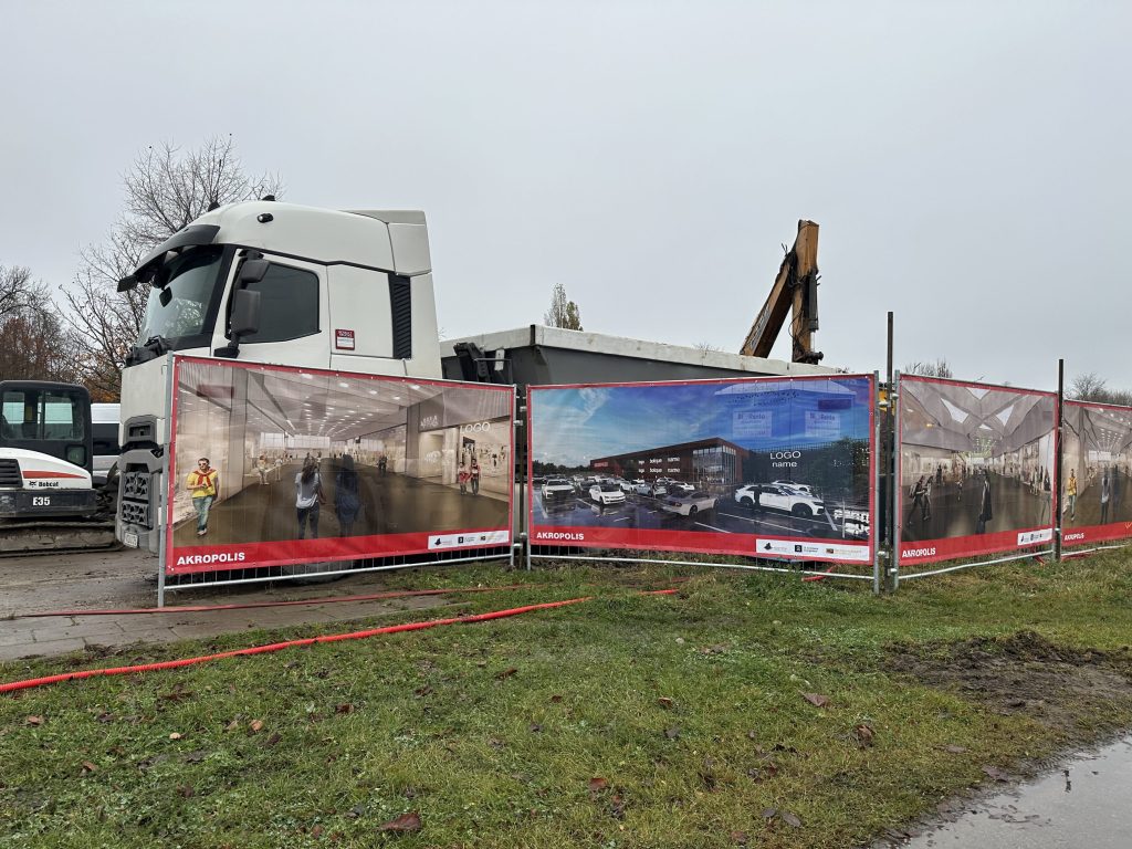 PC Akropolis stovėjimo aikštelės plėtra Taikos pr. 61 (Taikos pr. 61) - Parkimishoone - ehituse fotod